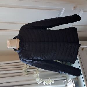Athleta Womens Downkind Black Nylon Goose Down Packable Short Puffer Jacket‎ XS